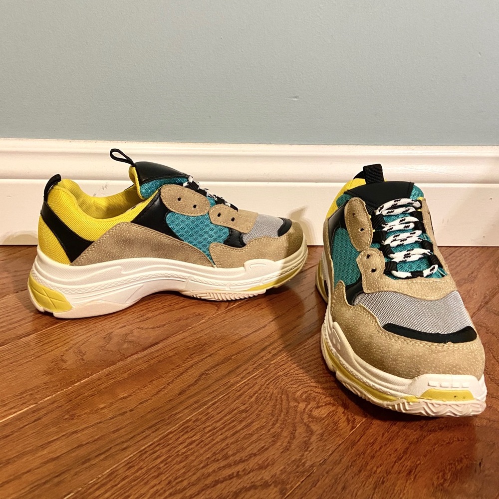trendy sneakers